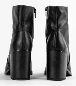 Brazen Black Luxe