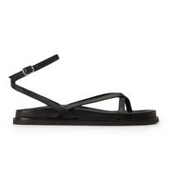 Lucie Black Nappa