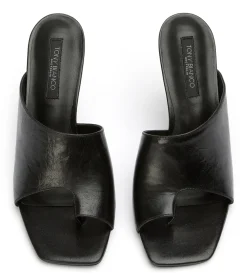 Metro Black Vintage